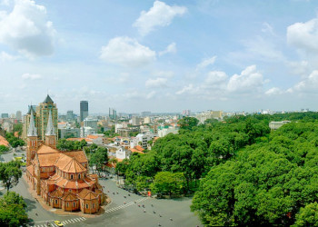 Вид на Собор Нотр-Дам – фотографии Вьетнама