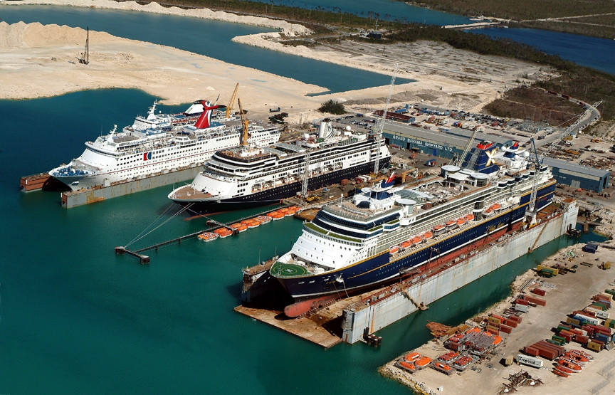 Корабли на острове Гранд Багама, Багамские острова. Фото 6 – фотографии Багамских островов
