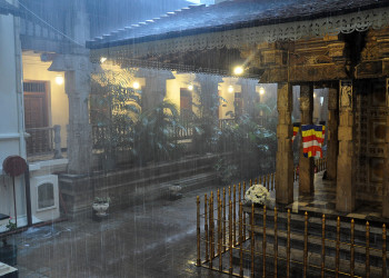 Храм Зуба Будды, Канди, Шри-Ланка. Фото 2 – фотографии Шри-Ланки