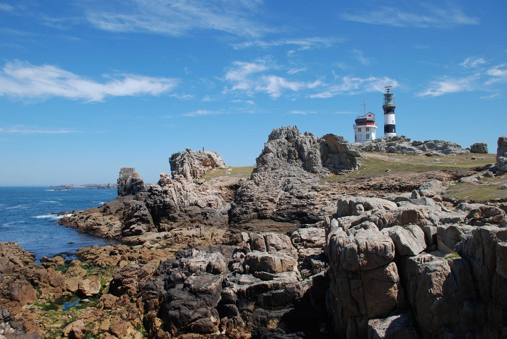 Скалы в Уэссане, Франция. Фото 8 – фотографии Франции