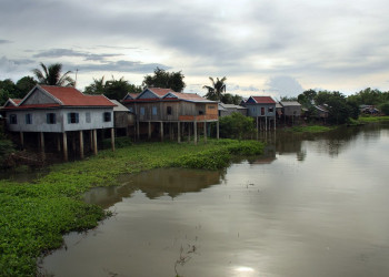 Река в Удонге, Камбоджа – фотографии Камбоджи