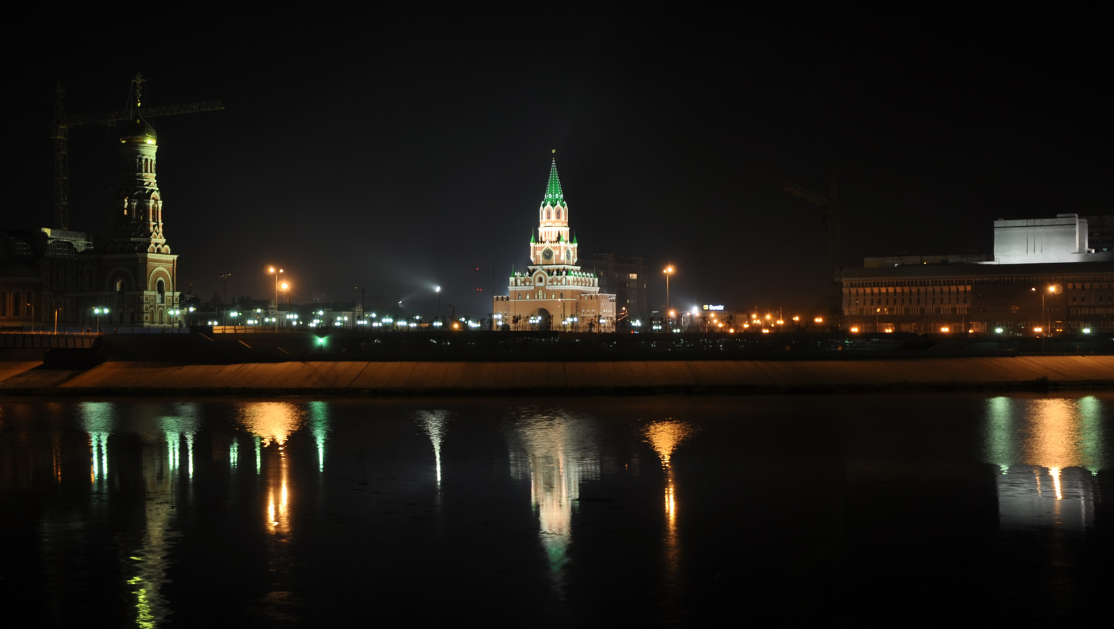 Вечерняя Йошкар-Ола, республика Марий Эль, Россия – фотографии России