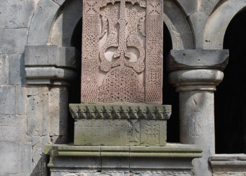 Монастырь Санаин (Sanahin Monastery) – фотографии Армении