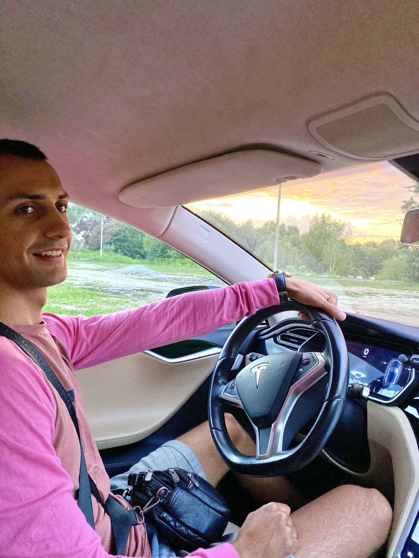 Тесла – фотографии