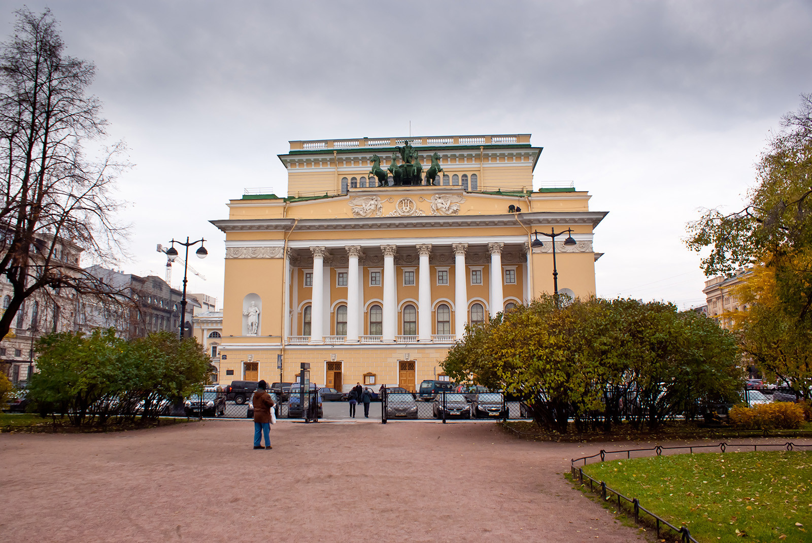 Площадь Островского, Александринский театр – фотографии России