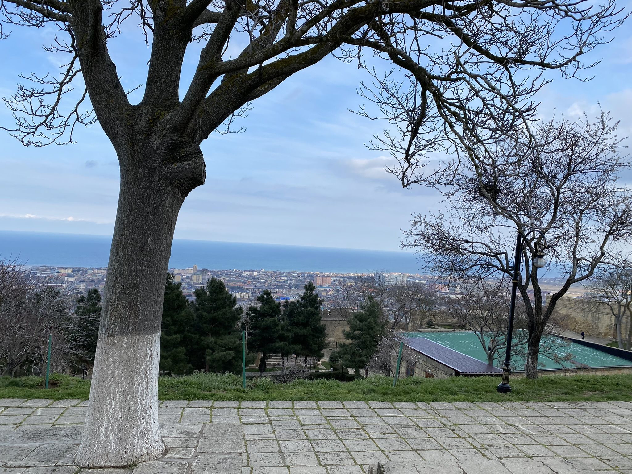 Территория дербентской крепости Нарын-кала – фотографии России