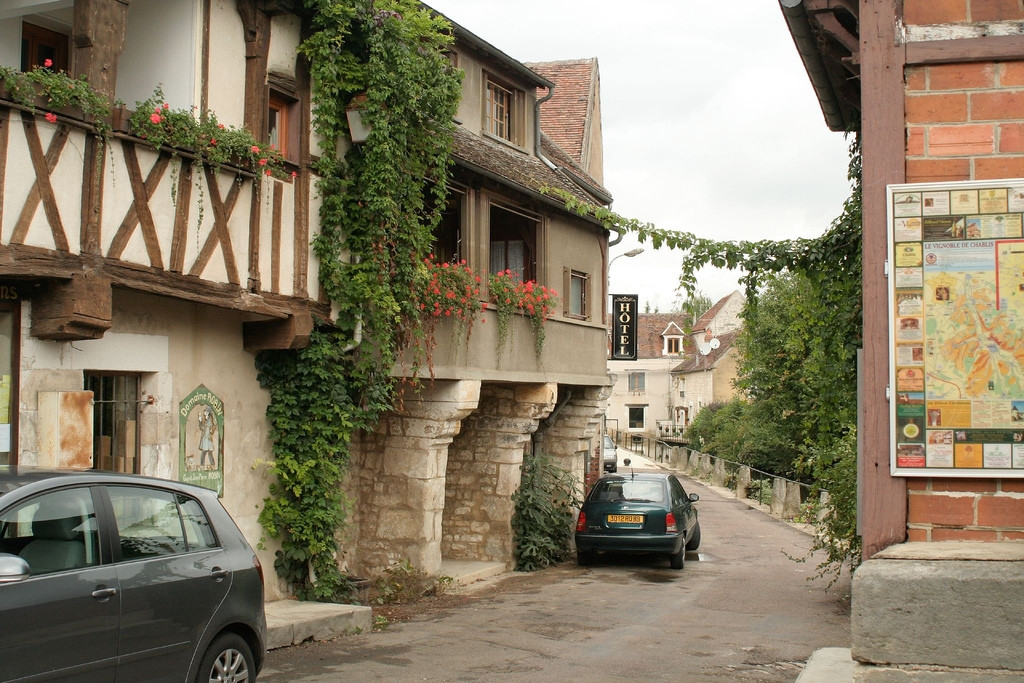 Дома в Шабли, Франция. Фото 3 – фотографии Франции