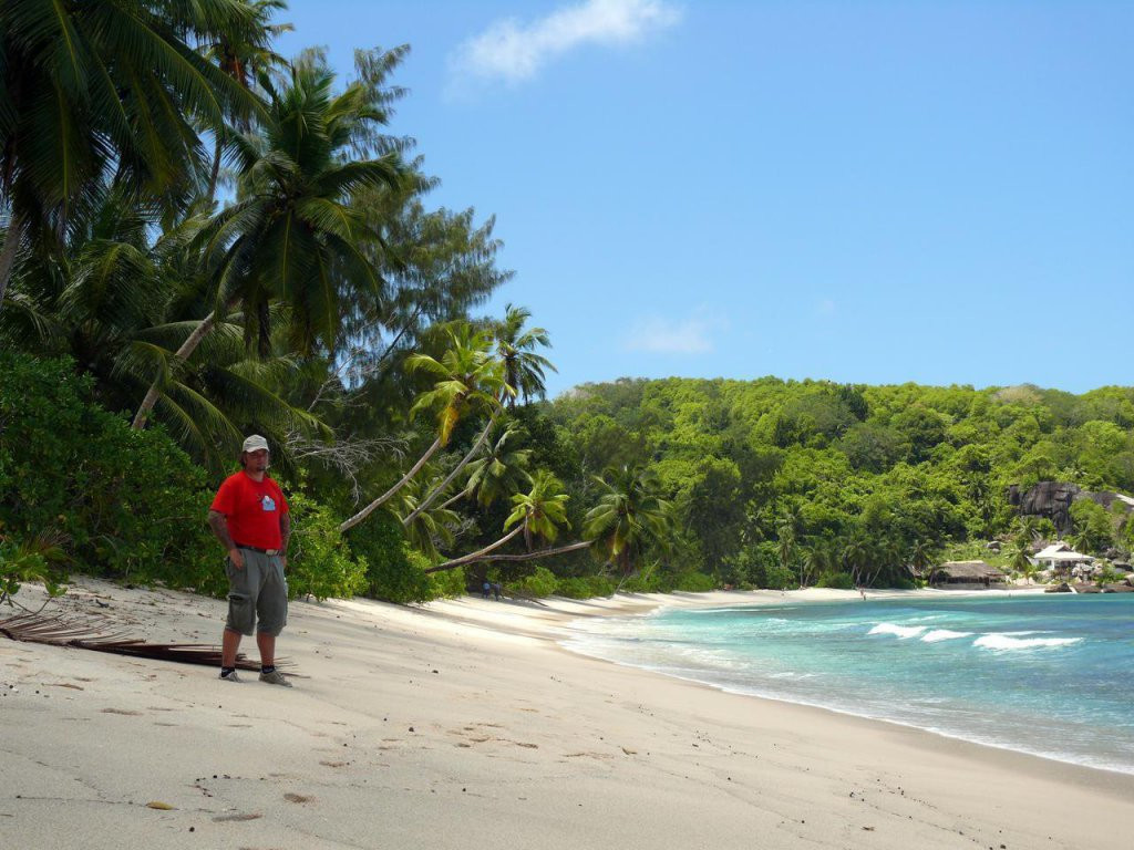 Турист на острове Маэ, Сейшелы. Фото 1 – фотографии Сейшельских островов