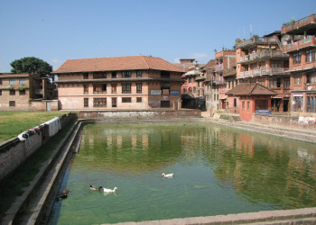 Городские искусственные пруды – фотографии Непала