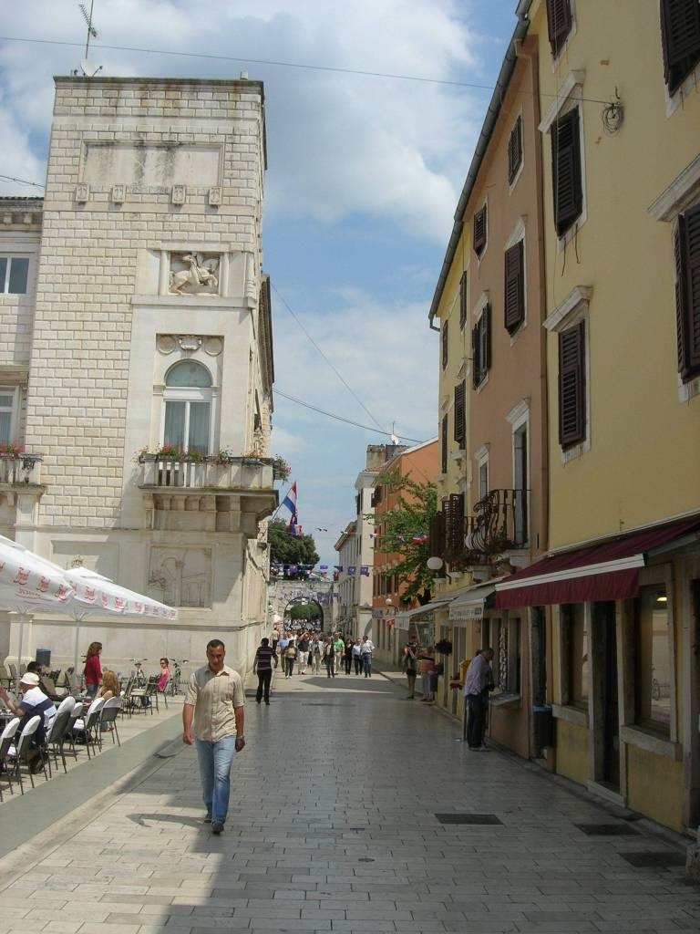 Улица в Задаре, Хорватия. Фото 21 – фотографии Хорватии