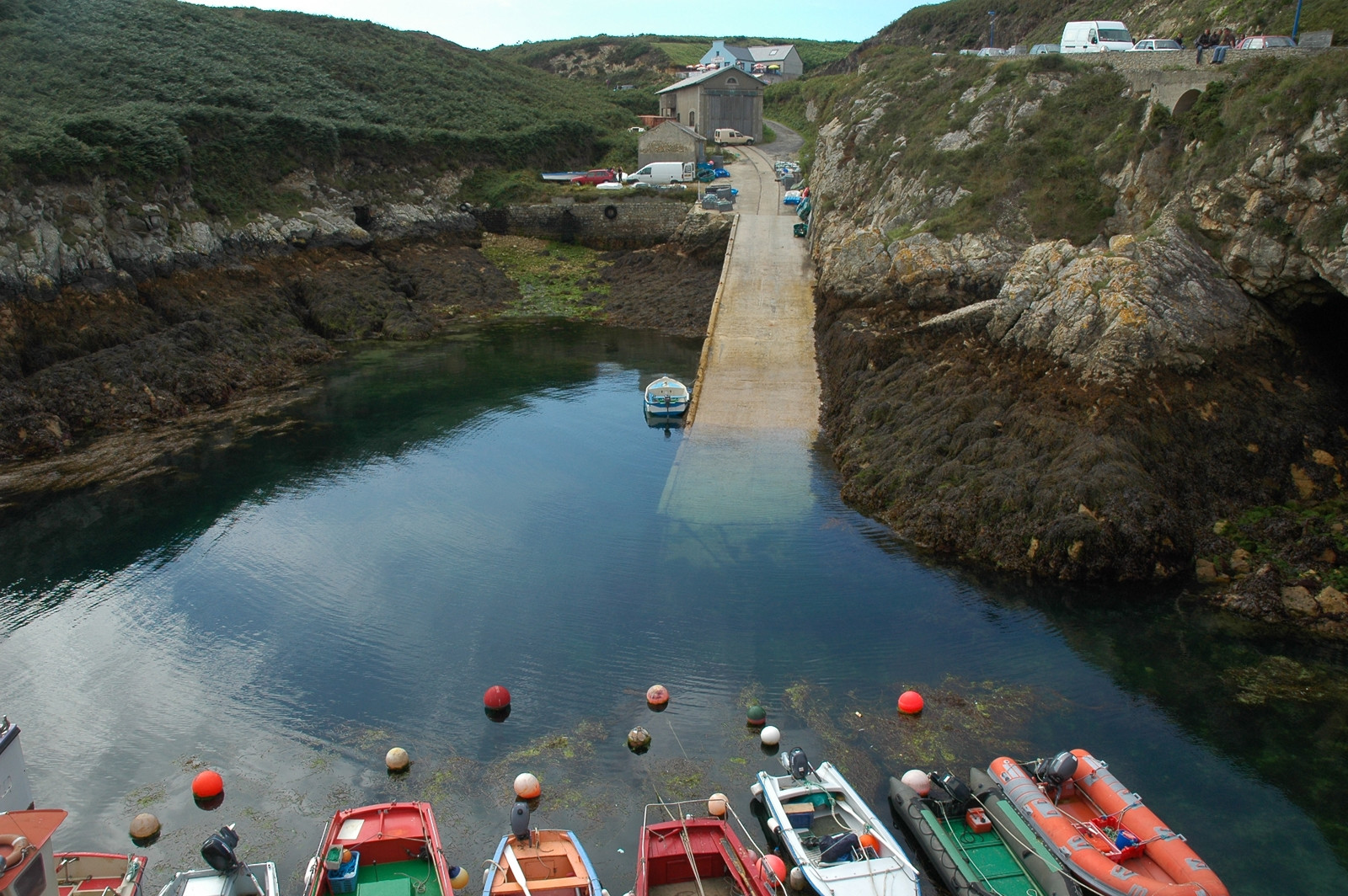 Бухта в Уэссане, Франция – фотографии Франции