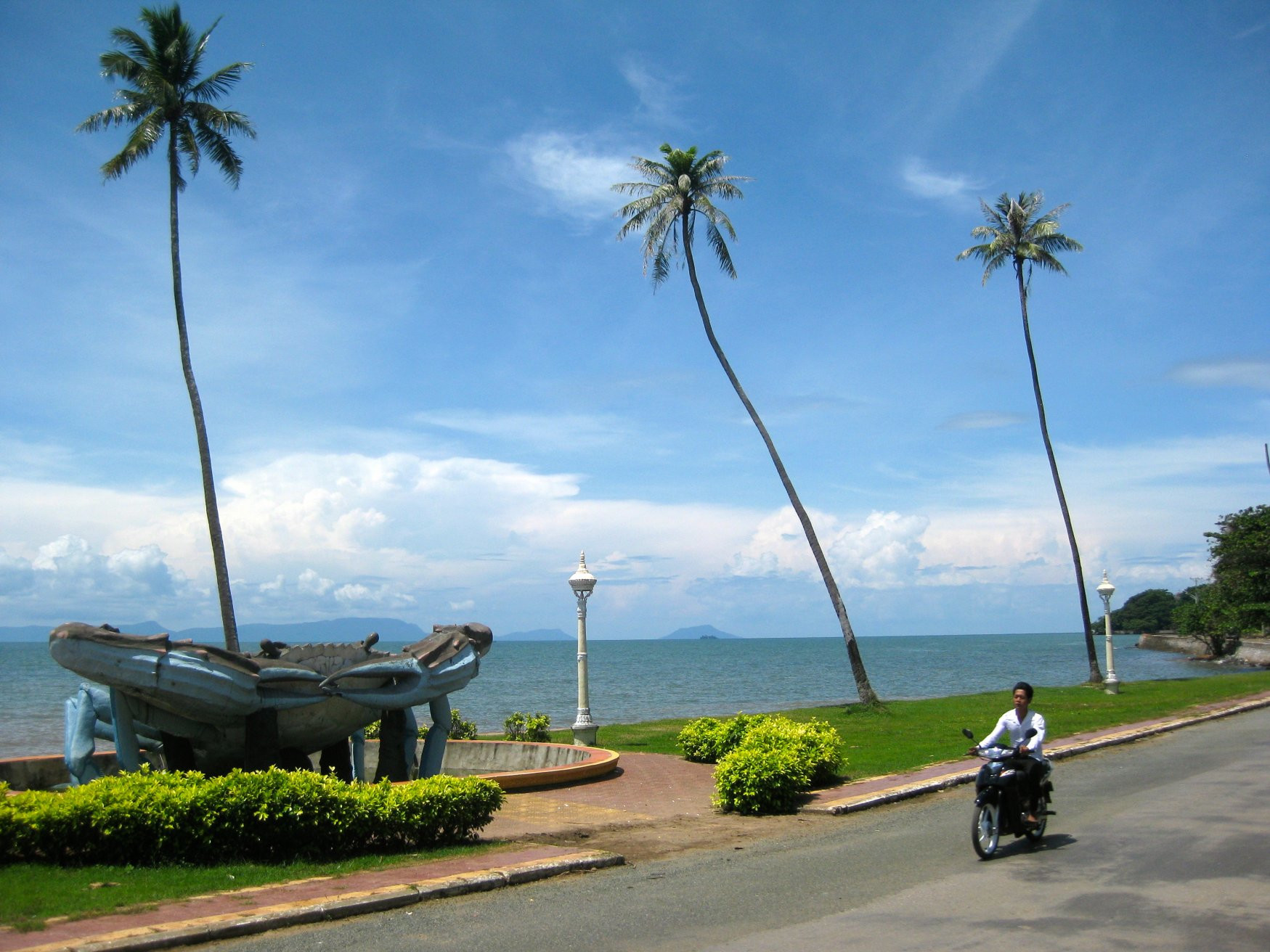 Набережная в Кепе, Камбоджа – фотографии Камбоджи