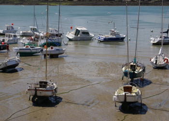 Лодки и парусники в Эрки, Франция. Фото 3 – фотографии Франции