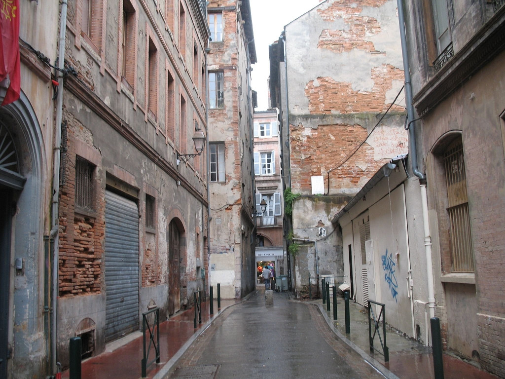 Улица в Тулузе, Франция. Фото 12 – фотографии Франции