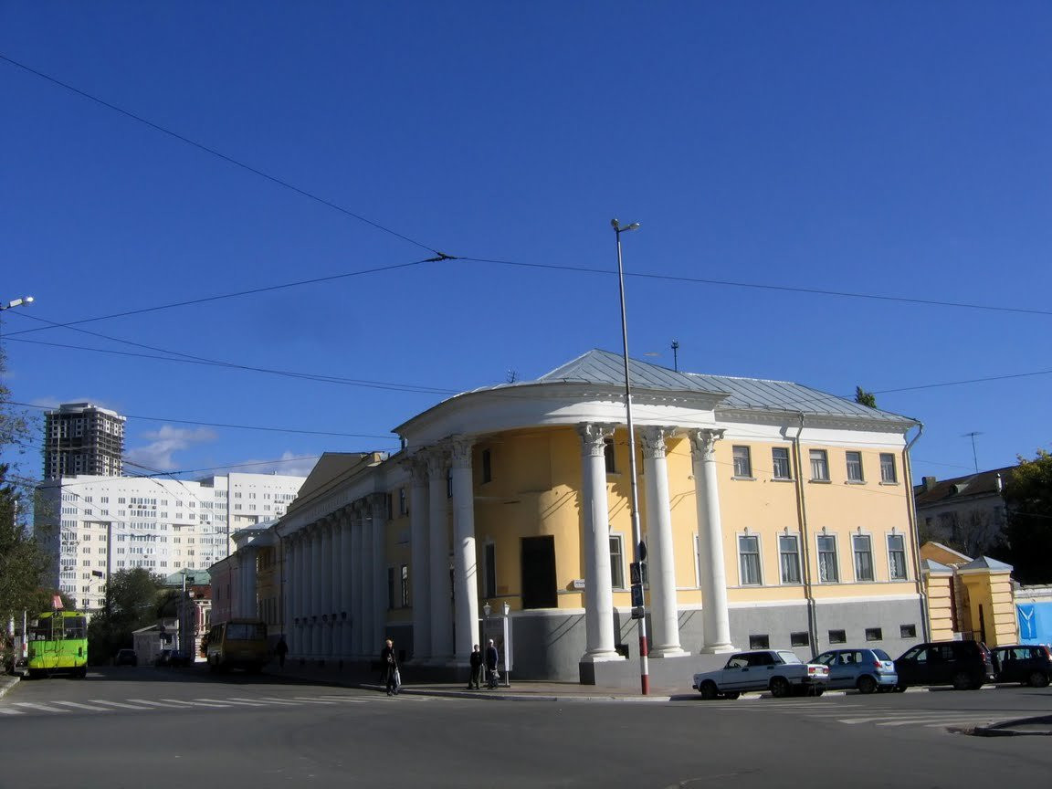 Улица в Саратове, Россия. Фото 15 – фотографии России