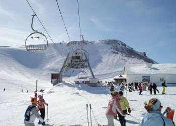 Лыжная база в Ле-Дез-Альп, Франция – фотографии Франции