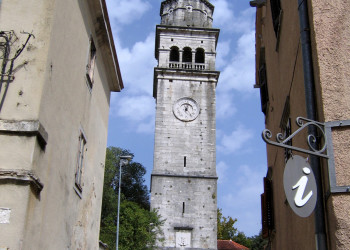 Улица в Пазин, Хорватия – фотографии Хорватии