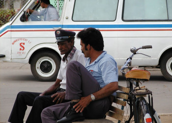 Мужчины в Хувентуде, Куба – фотографии Кубы