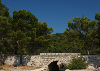 Канал в Национальном парке, Хорватия – фотографии Хорватии