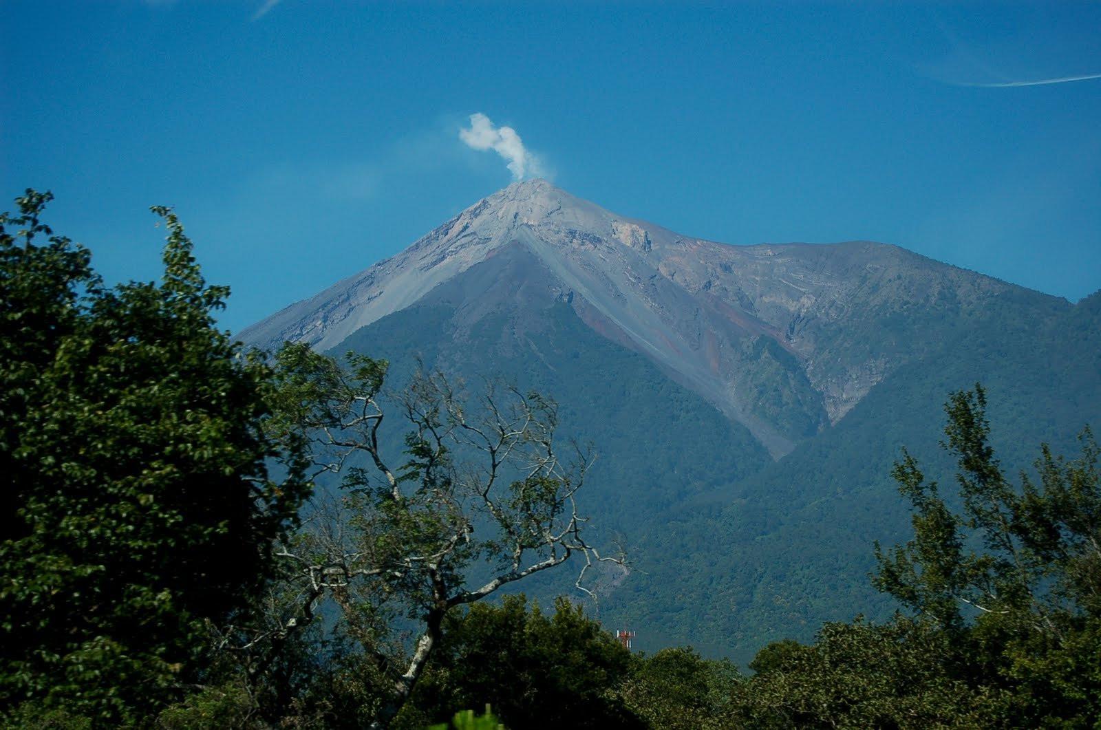 Volcan Fuego – фотографии Гватемалы