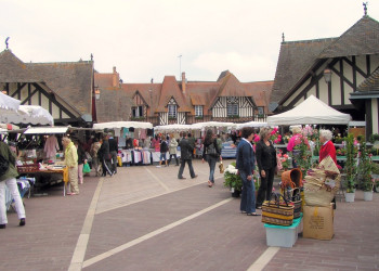 Рынок в Довиле, Франция. Фото 5 – фотографии Франции