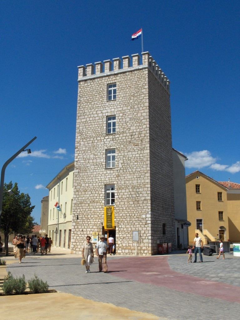 Замок Франкопанов в Нови-Винодолски – фотографии Хорватии