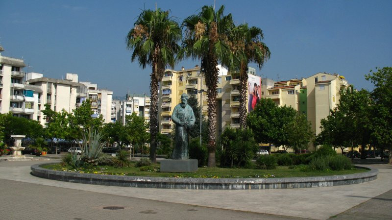 Площадь в Бар, Черногория. Фото 2 – фотографии Черногории