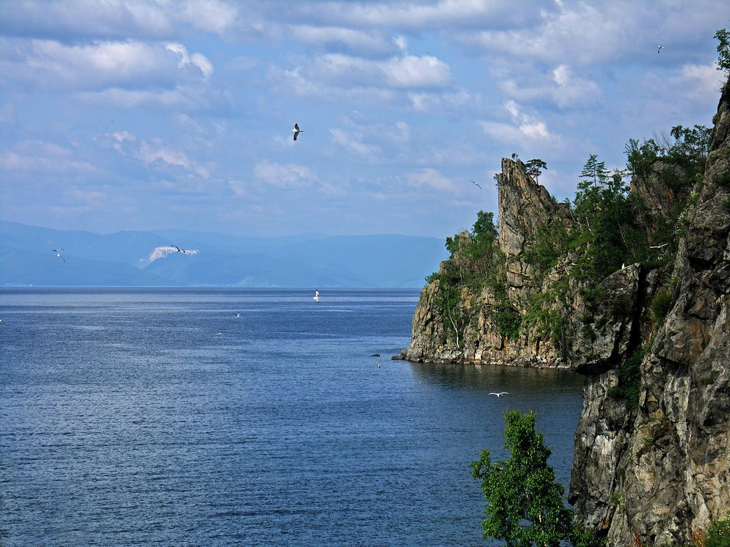 Скалы на Байкале, Россия. Фото 6 – фотографии России