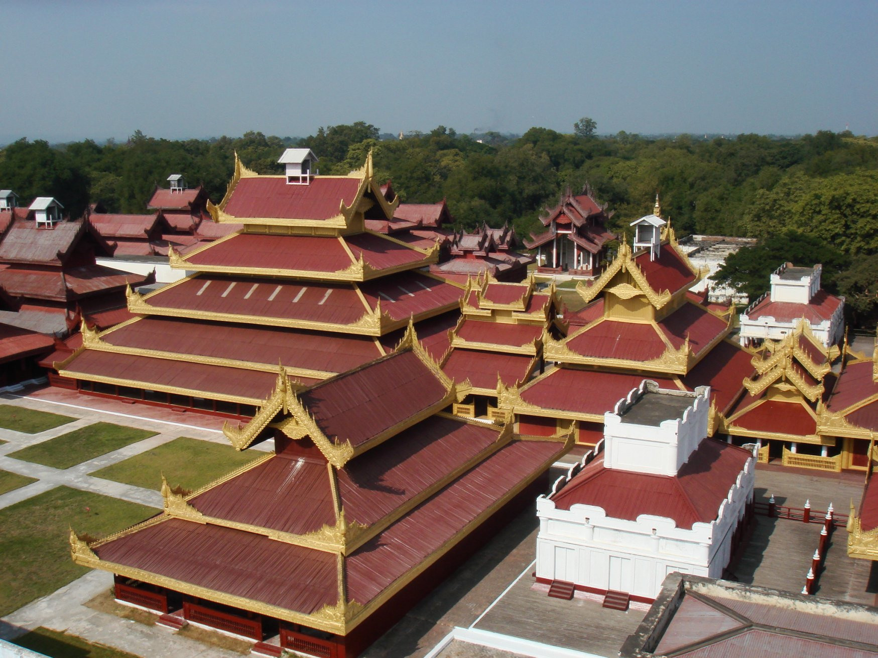 Дворец Мандалай (Mandalay Palace) – фотографии Мьянмы