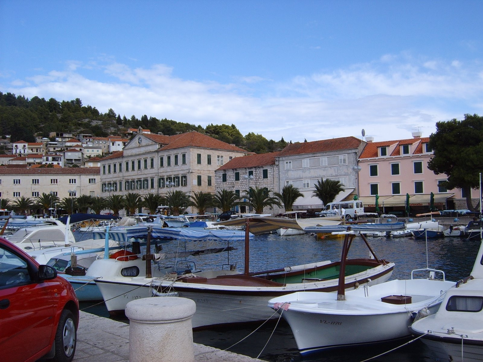 Причал в Вела-Лука, Хорватия – фотографии Хорватии