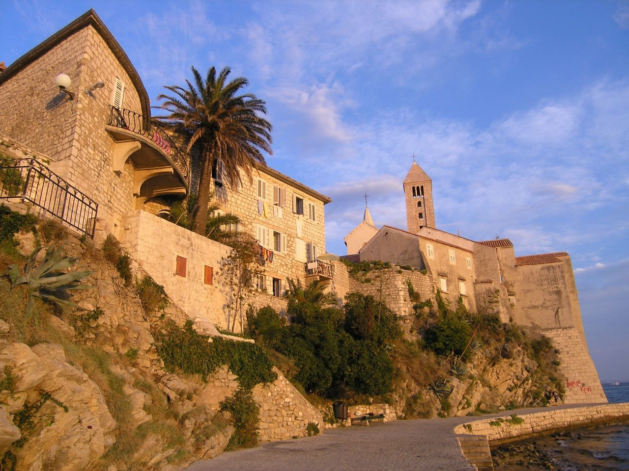 Набережная в Раб, Хорватия. Фото 16 – фотографии Хорватии