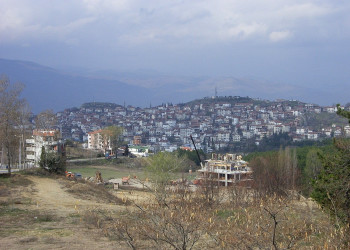 Панорамный вид города Сандански, Болгария – фотографии Болгарии