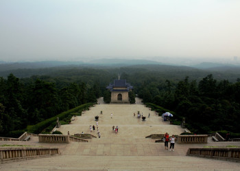 Sun Yat-Sen mausoleum – фотографии Китая