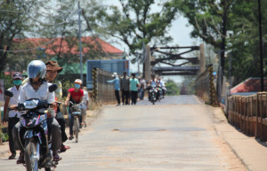 Люди в Кампоте, Камбоджа – фотографии Камбоджи