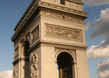 Триумфальная арка в Париже, Франция – фотографии Франции