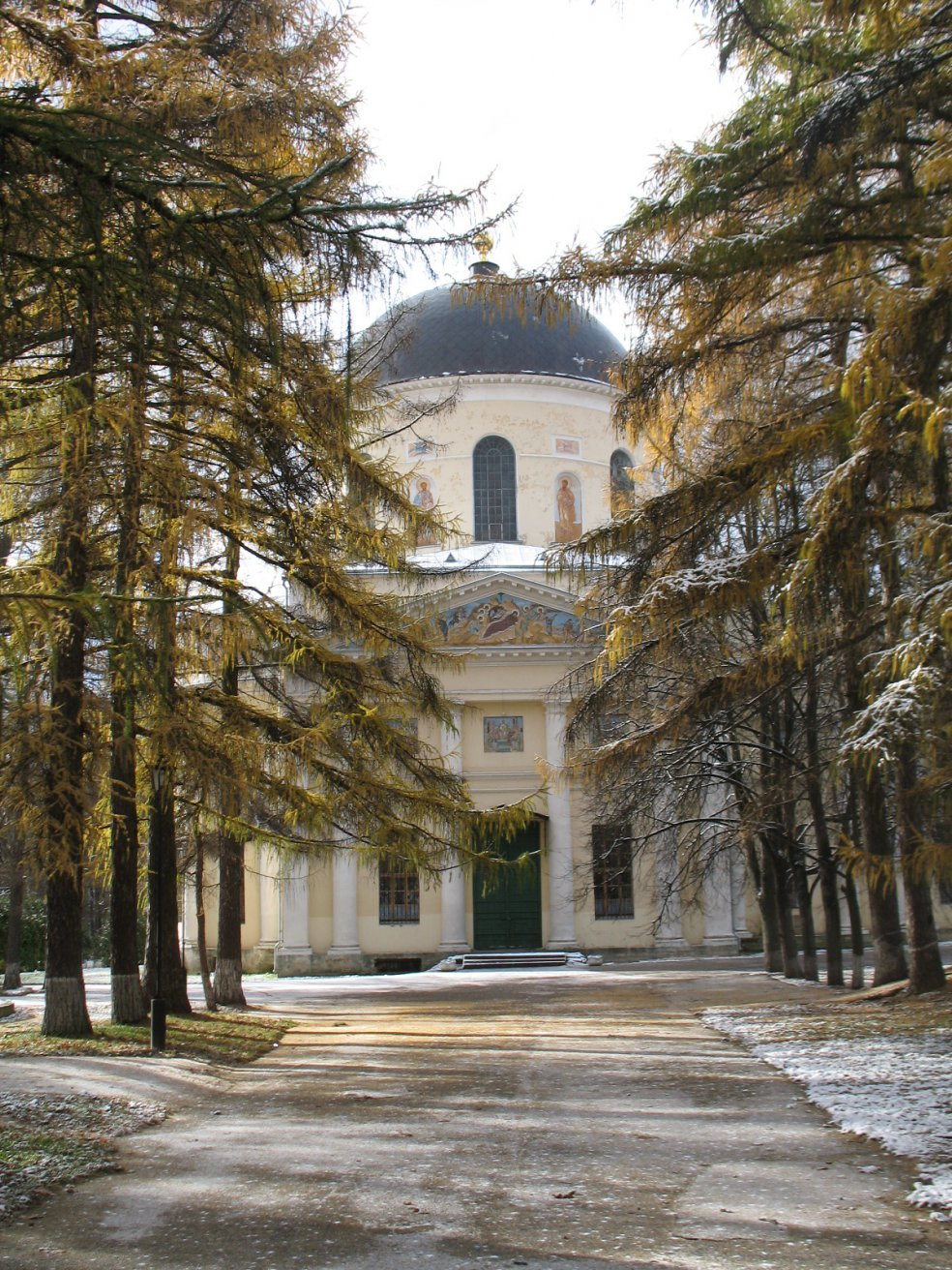 Церковь в Калуге, Россия. Фото 1 – фотографии России