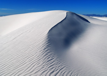 Захватывающий пейзаж национальный парка Ленсойс-Мараньенсис создан гладкими, чистыми песчаным дюнами – фотографии Бразилии