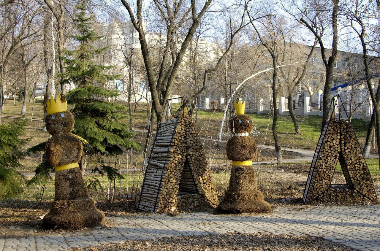 Скульптуры в Самаре, Россия. Фото 1 – фотографии России