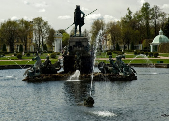 Фонтан в Петергофе, Россия. Фото 17 – фотографии России