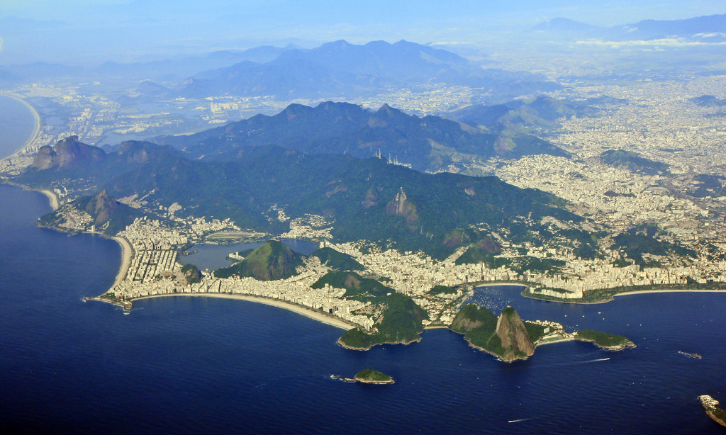 Панорама побережья Рио-де-Жанейро – фотографии Бразилии
