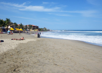 Пляж в Манкора (Mancora), Перу – фотографии Перу