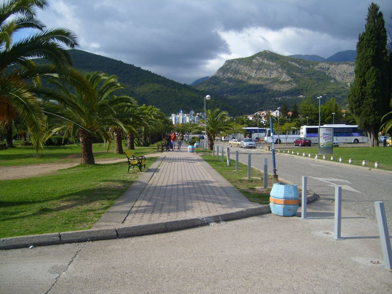 Улица в Будва, Черногория. Фото 3 – фотографии Черногории