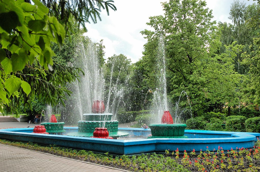 Фонтан в Великие Луки, Россия. Фото 6 – фотографии России