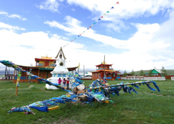 Дацаны в республике Бурятия, Россия. Фото 1 – фотографии России