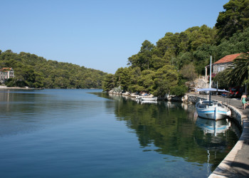 Набережная в Национальном парке, Хорватия. Фото 2 – фотографии Хорватии