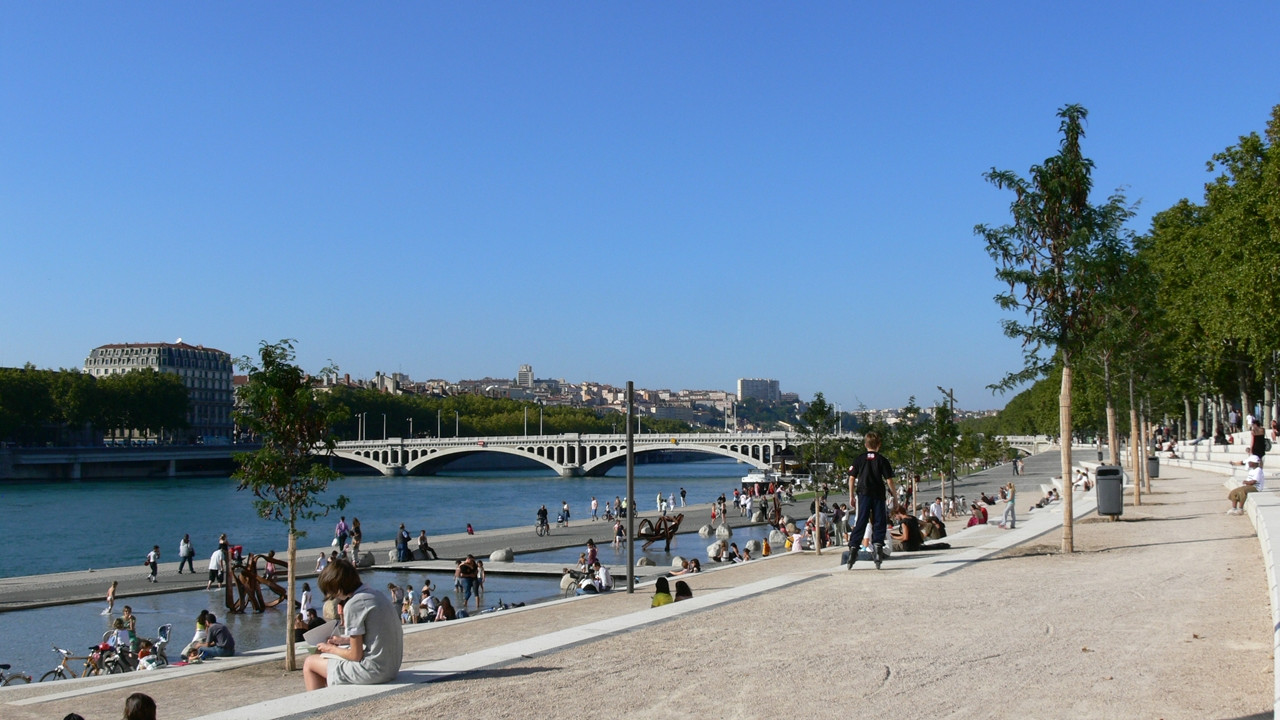 Набережная в Лионе, Франция. Фото 2 – фотографии Франции