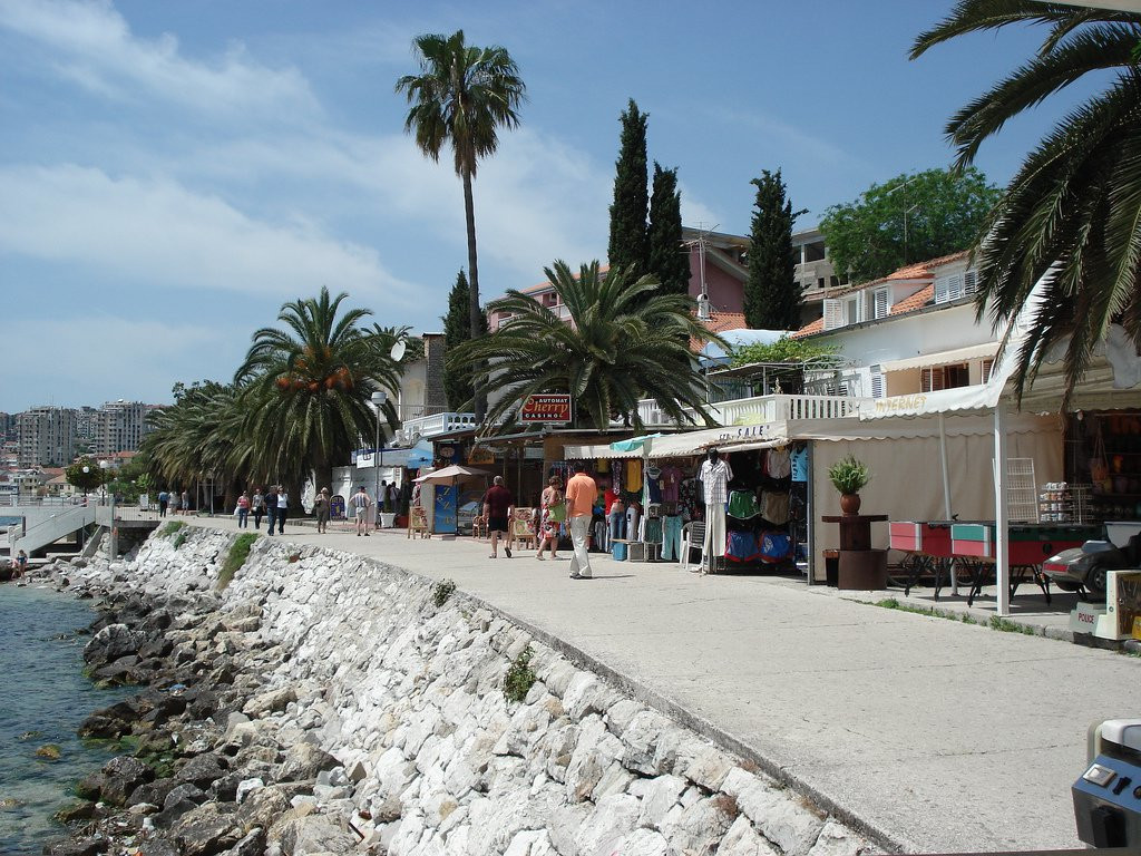 Набережная в Херцег-Нови, Черногория. Фото 6 – фотографии Черногории