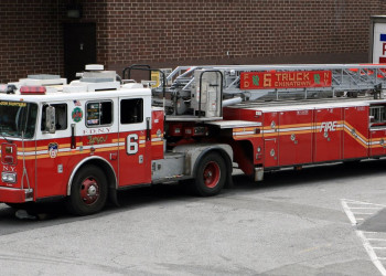 Пожарная машина – фотографии США