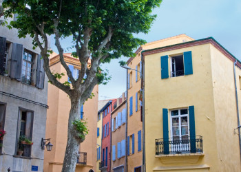 Дома в Перпиньяне, Франция. Фото 1 – фотографии Франции