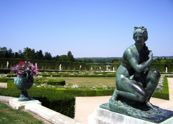 Скульптура в Версале, Франция – фотографии Франции